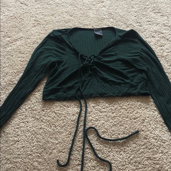 Green long sleeve crop top - Picture 1 of 3